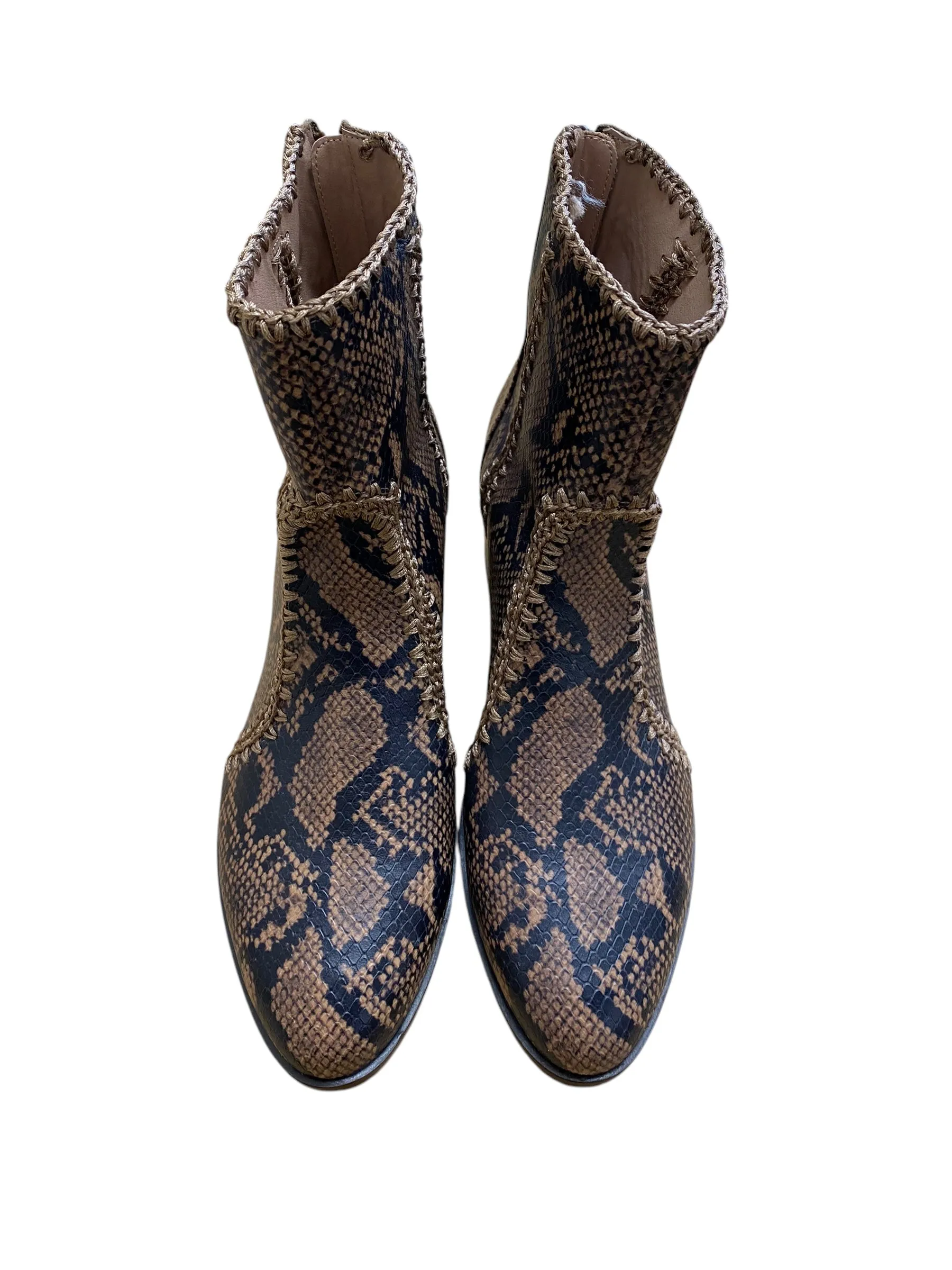 Boots Ankle Heels By Chelsea And Violet In Snakeskin Print, Size: 9.5