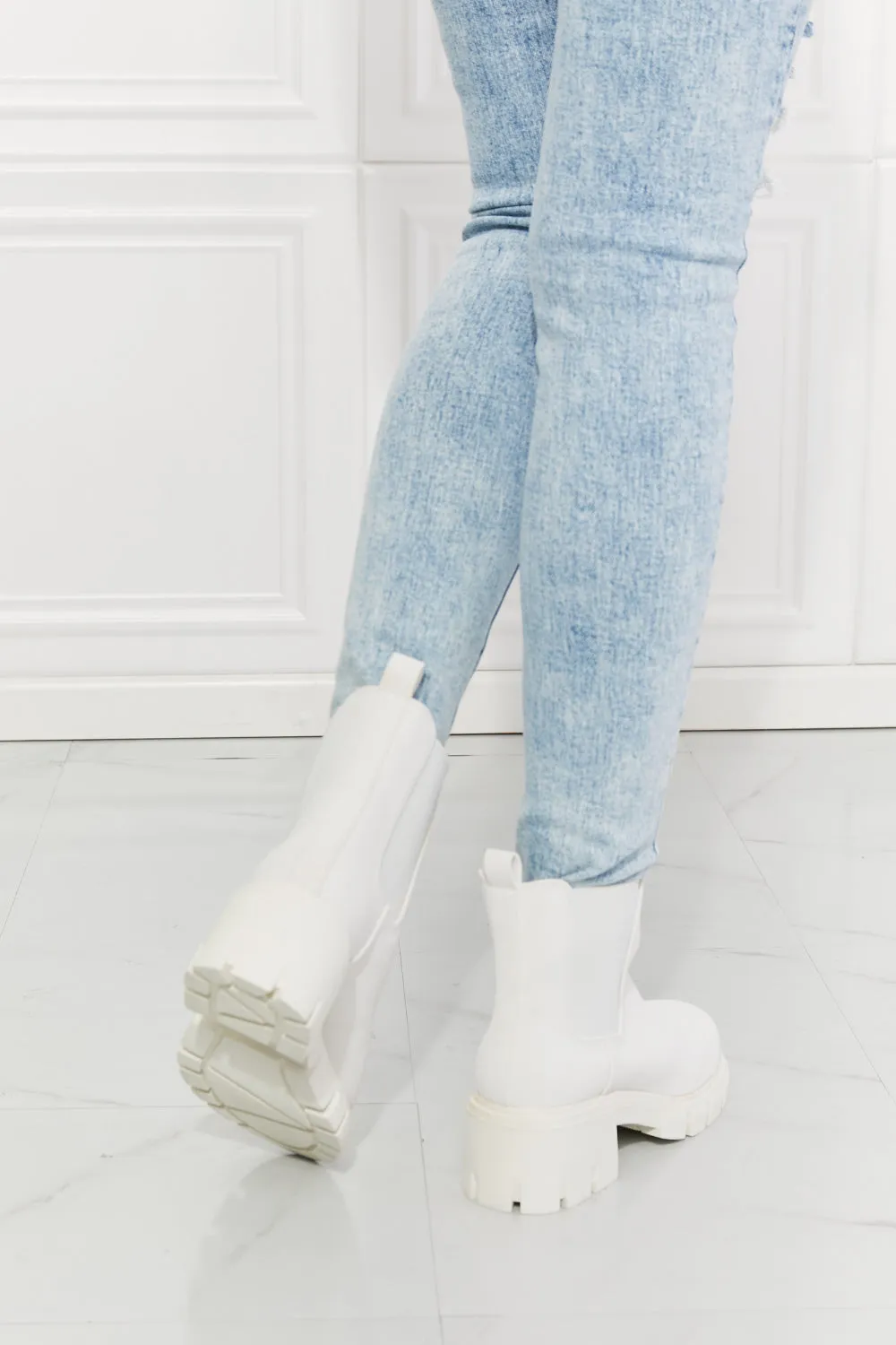 Matte Lug Sole Chelsea Boots in White
