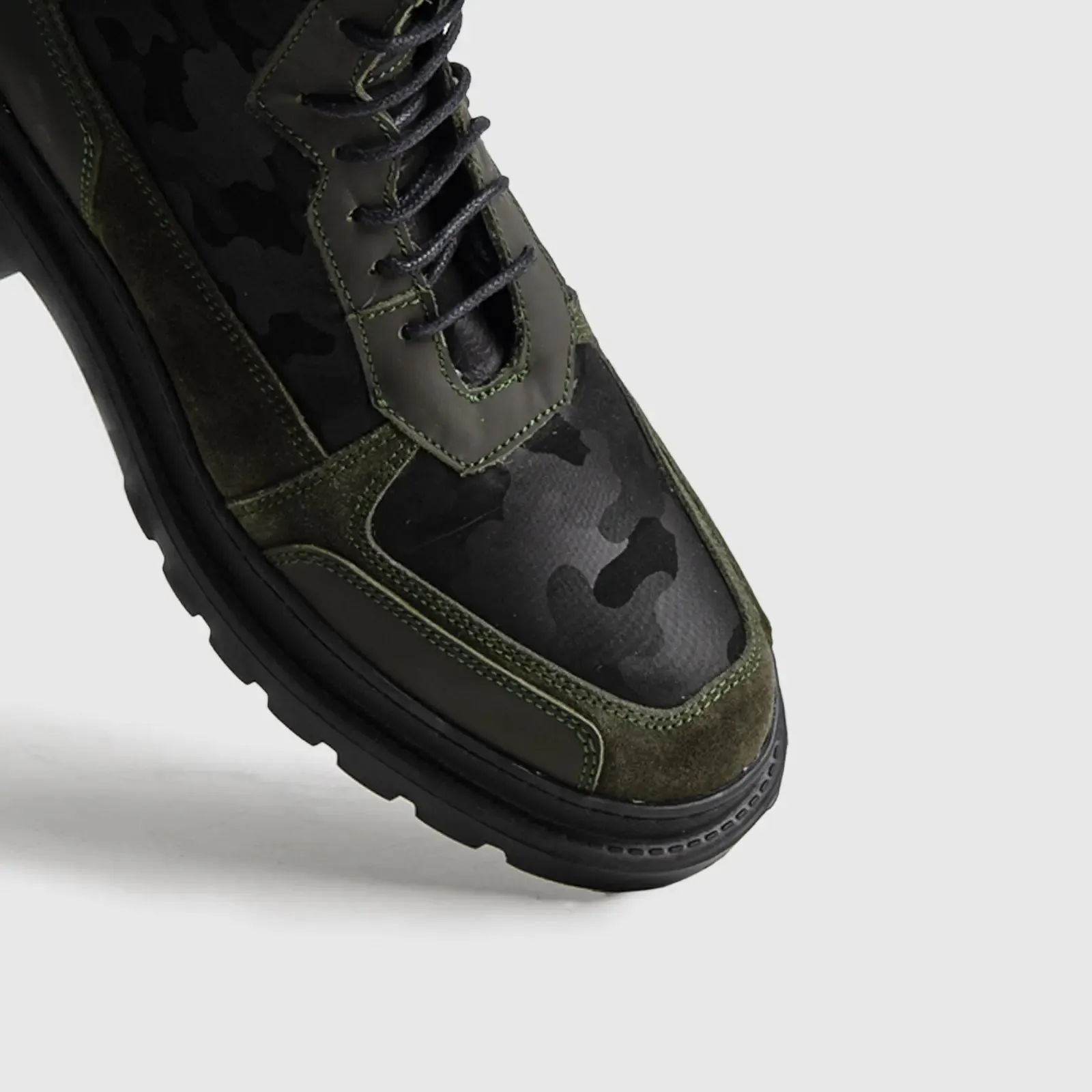 Statement Combat Boots 5114-2