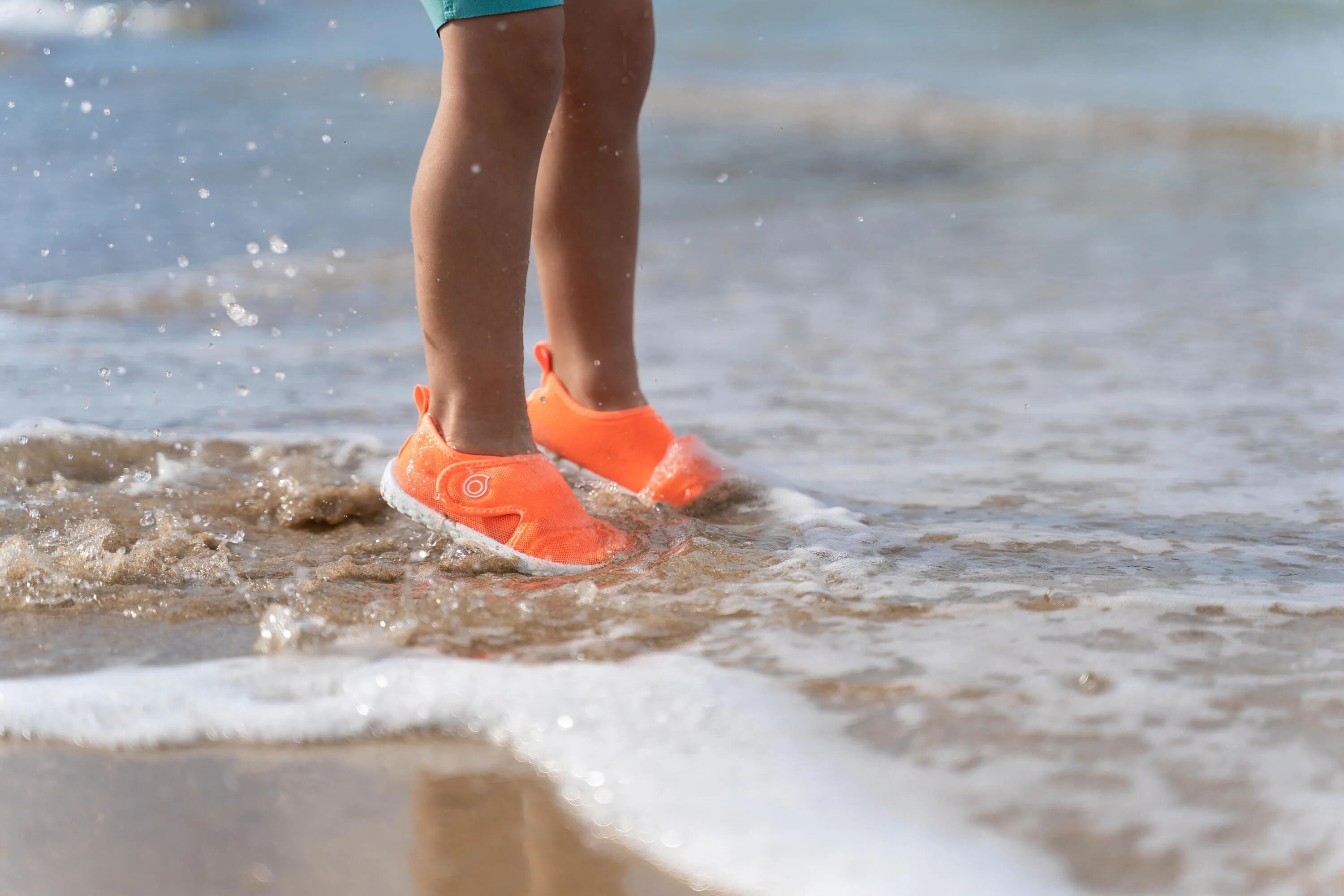 Subea SNK 100 Mesh Water Shoes w Velcro babies